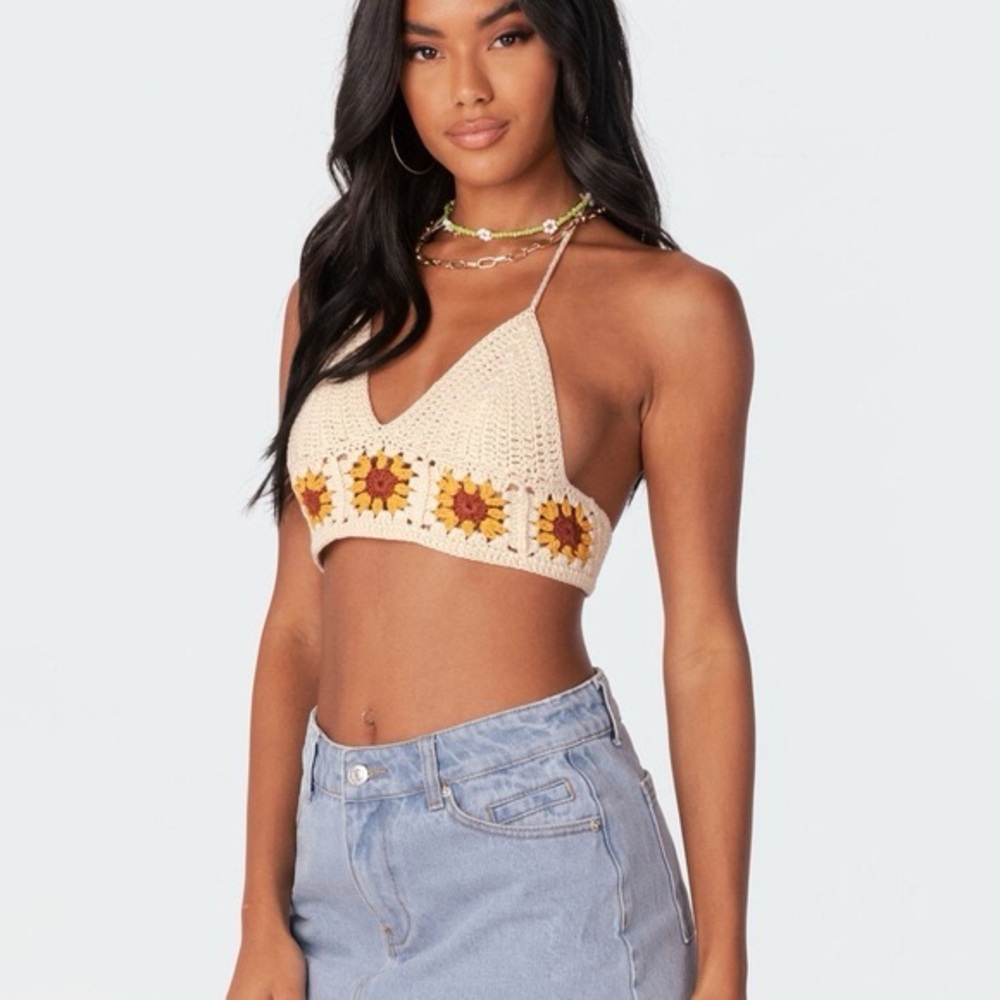 EDIKTED Crochet Sunflower Beach cover up women’s size xs/s